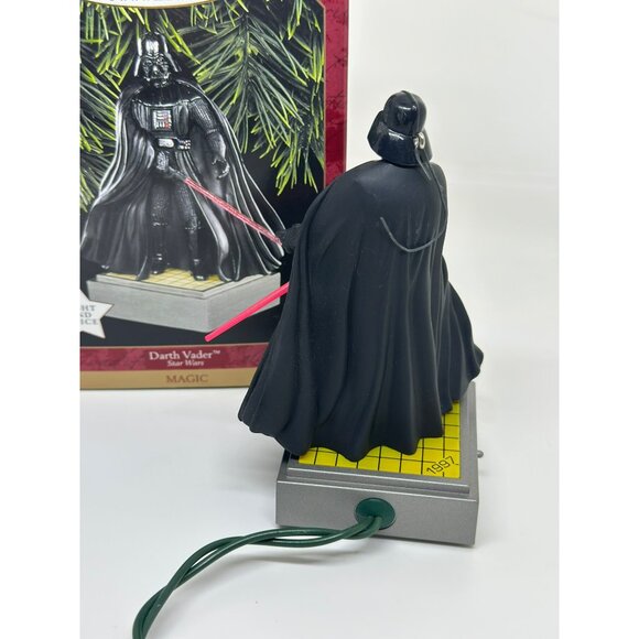 1997 Hallmark Keepsake Ornament Star Wars Darth Vader Magic Used Light Voice - Picture 4 of 6